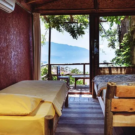 Deep Ocean Camping-adults Only مكان تخييم *