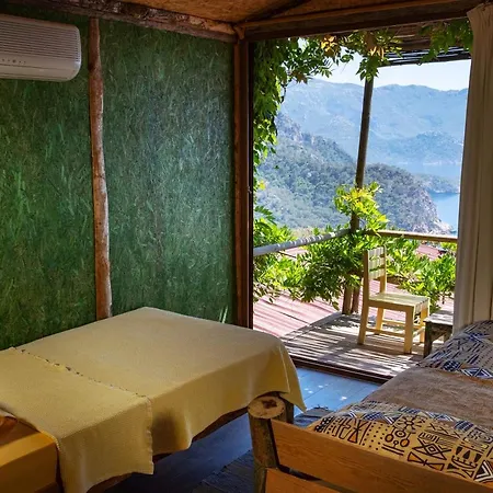 Deep Ocean Camping-adults Only فاراليا